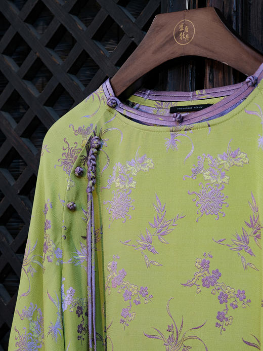 盛唐牡丹| 梅兰竹菊真丝留香绉上衣(售完不补) 商品图2