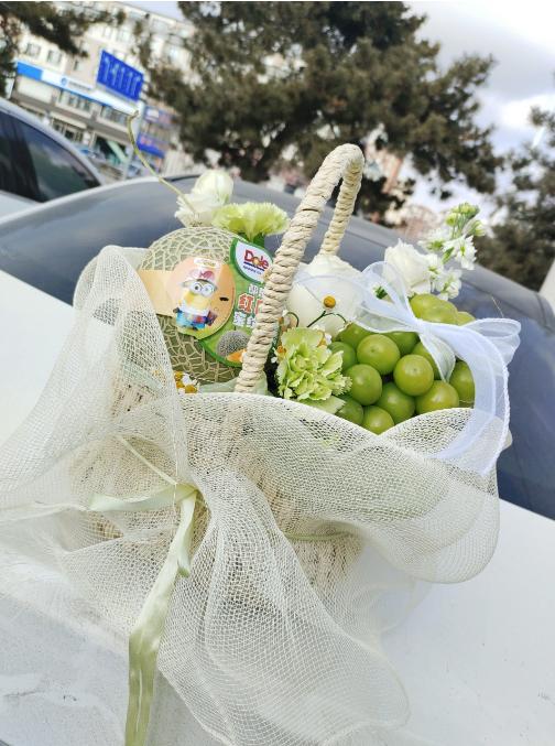 女神一往情深水果花篮 商品图3