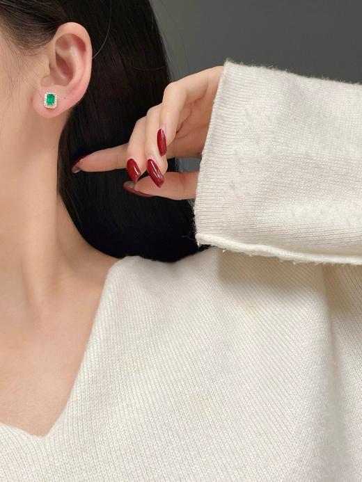 1.2ct刻面祖母绿耳钉 商品图3