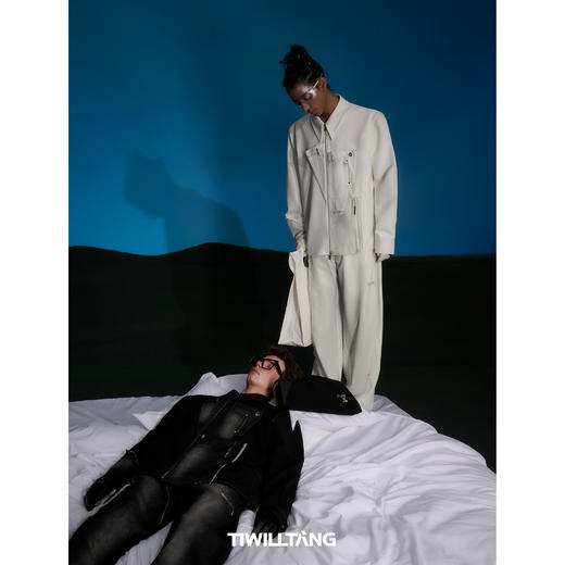 启世录TIWILLTANG“凌迹回响”牛仔拼接休闲长袖衬衫 商品图1