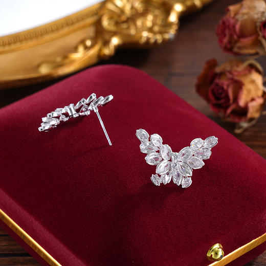 子佩集S925银【霜蝶之灵】耳钉【YEH-2358101】纯银时尚蝴蝶2502 商品图3