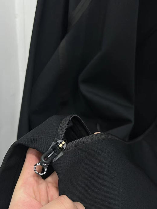 正品 迪桑特黑标，春款综训训练男士针织上衣外套，尺码M-XXXL 商品图5