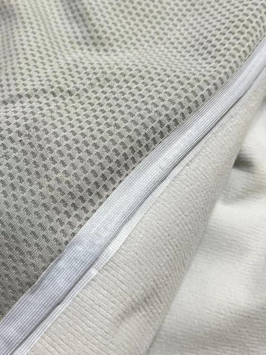 原单正品始祖鸟软壳冲锋衣，孤品190码。原价400美刀。 商品图7