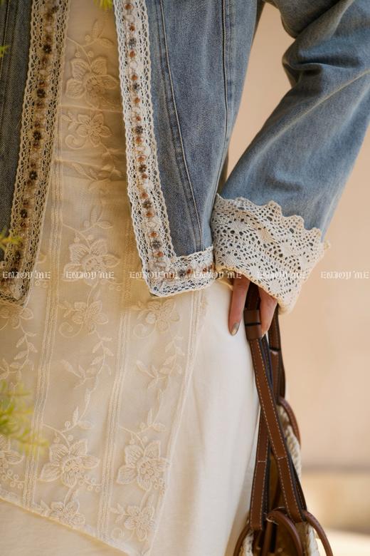 【门店同款】ENJOY春季“绮梦繁花”不规则刺绣吊带裙 161907560 商品图1