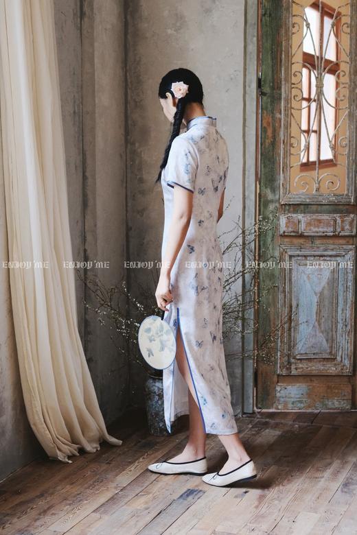 【门店同款】ENJOY春季云敛-春光推盏春日蝶序中式旗袍 162146352 商品图1