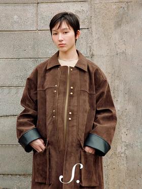 shyshystill/shy202411030/环保麂皮绒皮革拼接分割大廓形中长款外套