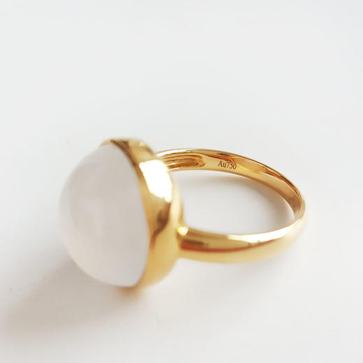 【天然正品】AU750精品黄金镶天然冰种白色蛋面翡翠戒指060325AH33 现售价：3980 商品图6
