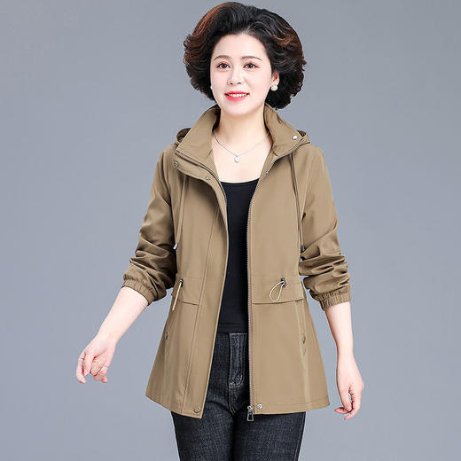 MW896801 婆婆妈妈春装洋气外套2025新款中老年女装连帽开衫夹克短款上衣服 商品图2