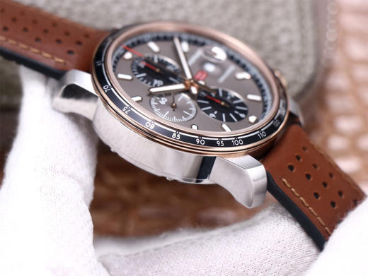 NOOB official厂出品➕基于正品original原版开模的Super copy，萧bang赛车系列精品，直径44mm，厚度14mm，小牛皮内衬天然纯进口橡胶表带，自动机械机芯，密底，肖邦赛车 商品图6