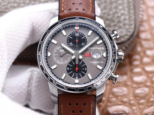 NOOB official厂出品➕基于正品original原版开模的Super copy，萧bang赛车系列精品，直径44mm，厚度14mm，小牛皮内衬天然纯进口橡胶表带，自动机械机芯，密底，肖邦赛车 商品图14