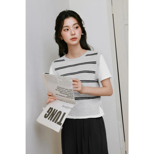 【严选】诗凡黎设计感假两件圆领短袖T恤拼接针织2025春新款显瘦打底衫女7G3131491 商品图3