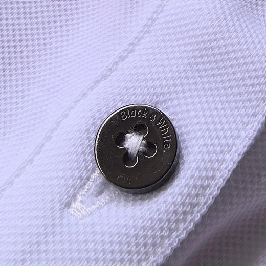 女神节特惠，正品日单BLACK&WHITE女款高尔夫体恤。
天蓝色M L 粉色M L各一件
M胸围92，L胸围96 商品图7