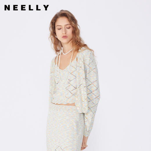 NEELLY纳俪商场同款春季新款软糯针织两件套女设计感条纹吊带上衣N25034A04611 商品图0