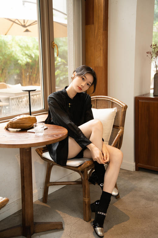 westory春季新款休闲小低跟金属头系带玛丽珍皮鞋W24AE56921 商品图2