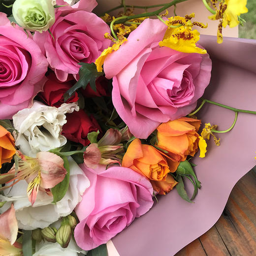 你的名字丨粉玫瑰混搭花束 商品图4