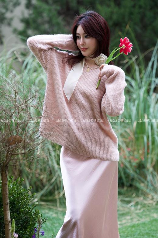 【门店同款】ENJOY春季“绮梦繁花”玫瑰花飘带毛衣 161844204 商品图10