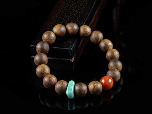 XY0105原创沉香+南红绿松石单圈手串 商品图1