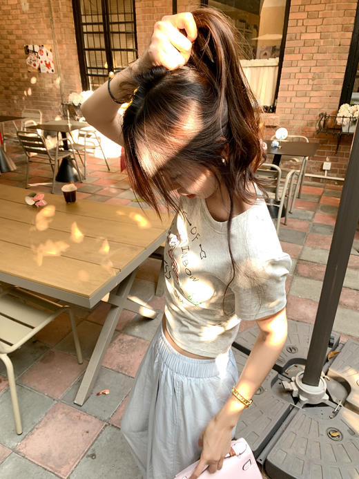 【99元任选2件】新品现货秒杀！卖完下架不再补 ！微信粉丝打折价！！印花短款短袖T恤 商品图11