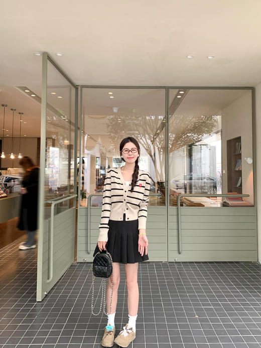 <曾小咸推荐>刺绣条纹短款针织开衫 日常169.99/件 立减80 秒杀89.99/件！！ 商品图11