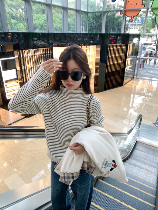 <曾小咸推荐> 3纯色木耳边加绒打底衫 商品图11