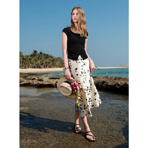 三彩2025春季新款修身短款套头针织衫收腰开叉短袖毛衫M 商品图3