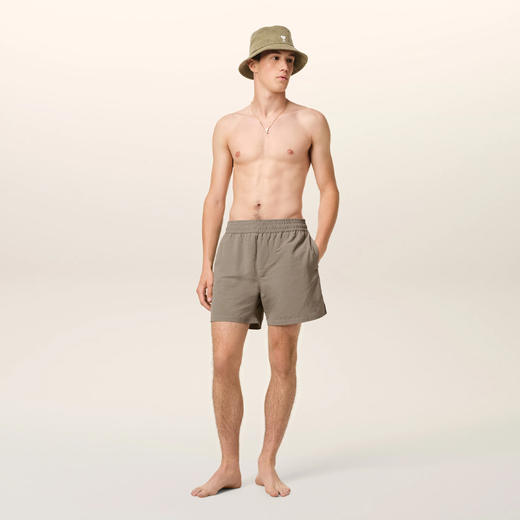 AMI 男士心形徽标刺绣休闲短裤 灰色 HBW006 PA0027 0952 商品图3