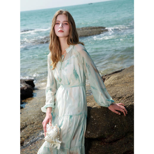 三彩2025春季新款真丝连衣裙两件套桑蚕丝V领飘逸长裙浪漫M 商品图2