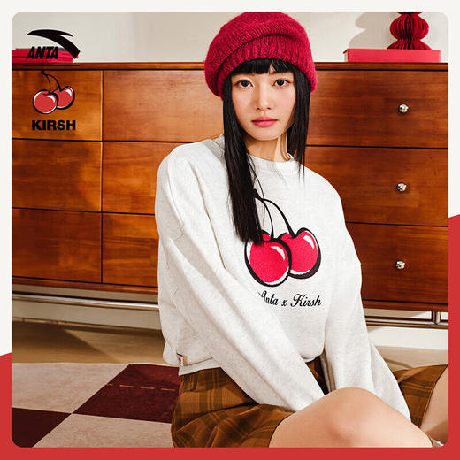 安踏（ANTA）KIRSH联名 女子冬季新款柔软亲肤套头衫樱桃短款卫衣162518745 商品图1