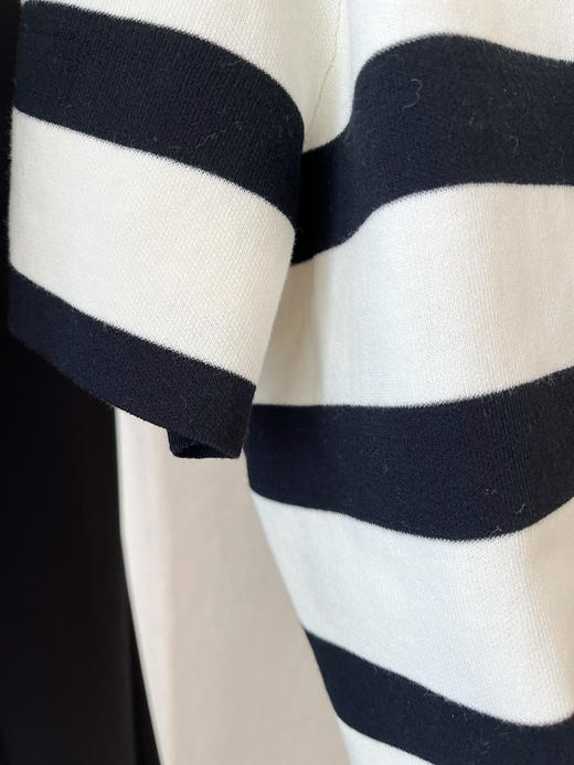 【条纹控】噢蜜ooomeooo爱心刺绣宽条纹T 商品图9