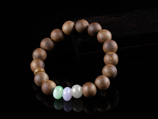 XY0101原创沉香+三彩翡翠单圈手串 商品图1