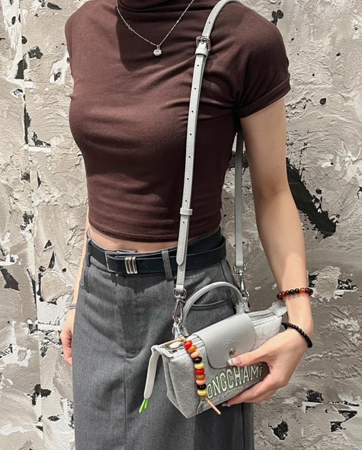 国现龙骧Longchamp 小饺子mini包699元，可以自己改造加肩带 商品图2