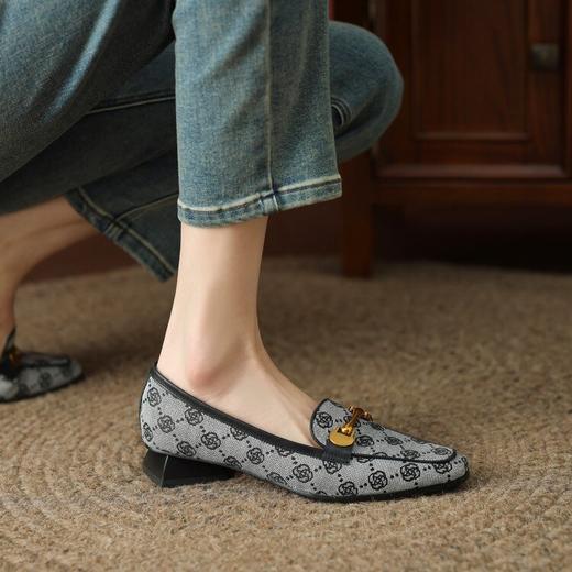 【预售5天】韩版小香风拼色女鞋，牛皮织物复古平底乐福鞋HYT&F-7201 商品图3