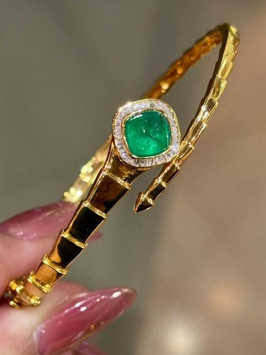 2ct糖塔祖母绿手镯 商品图3