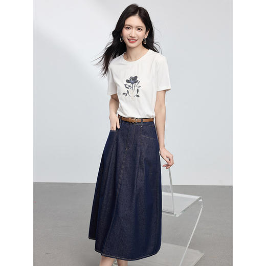 【专属特价】熙世界原色牛仔半身裙女春秋2025新款复古高腰显瘦中长款a字半裙 商品图3