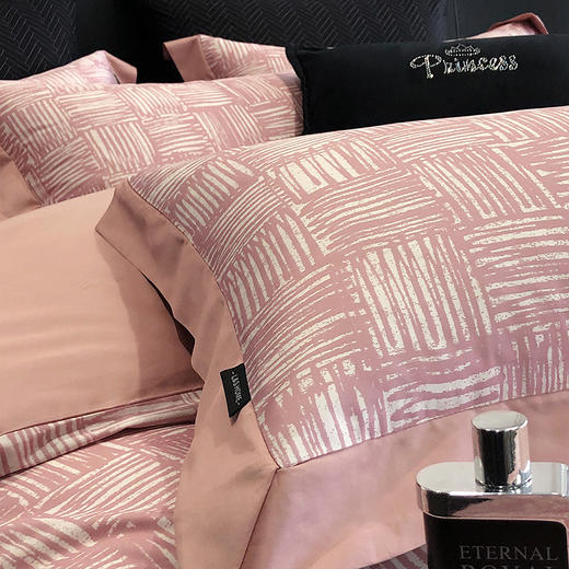 【清仓229元起/套】轻奢高端100支新疆长绒棉四件套  烫绣设计全棉套件（礼盒装）【不支持退换货】 商品图2