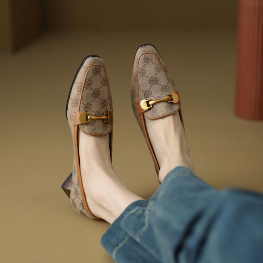 【预售5天】韩版小香风拼色女鞋，牛皮织物复古平底乐福鞋HYT&F-7201 商品图1