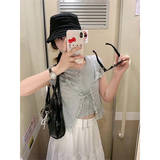 <曾小咸推荐>设计感假两件浅花灰圆领短袖T恤 商品图2