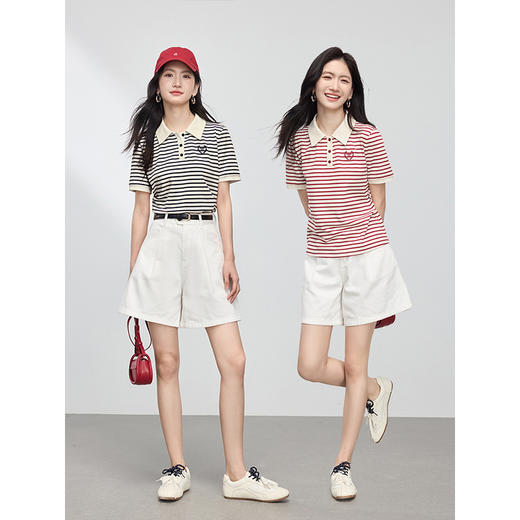 【周四狂欢价】熙世界学院风撞色条纹T恤女短袖时尚正肩polo领上衣2025春夏新款 商品图1