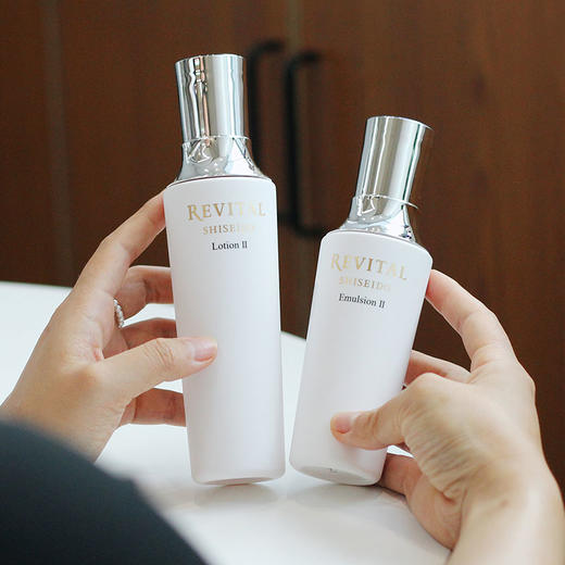 REVITAL悦薇 精华水乳御光赋活抗皱紧致美白 商品图1