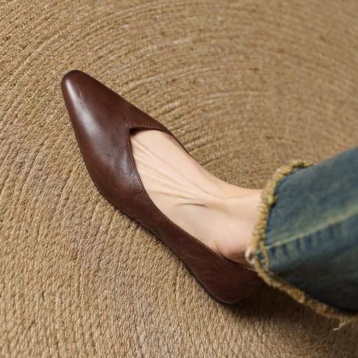 【预售5天】简约复古柔软通勤水洗头层羊皮尖头V口单鞋百搭小皮鞋HB&7795 商品图3