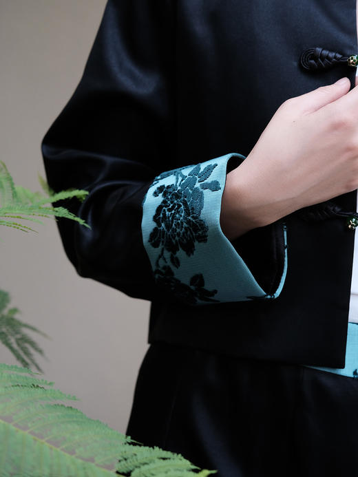 盛唐牡丹| 重缎香云纱拼松石绿漳缎袖口外套 商品图4