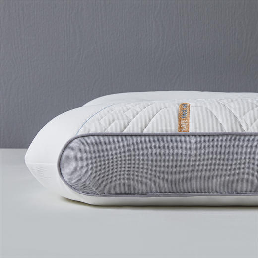 自然醒4D乳胶护颈小圆枕倍护工学枕头护颈椎助睡眠侧睡枕家用成人单人枕芯学生宿舍枕XK 商品图14