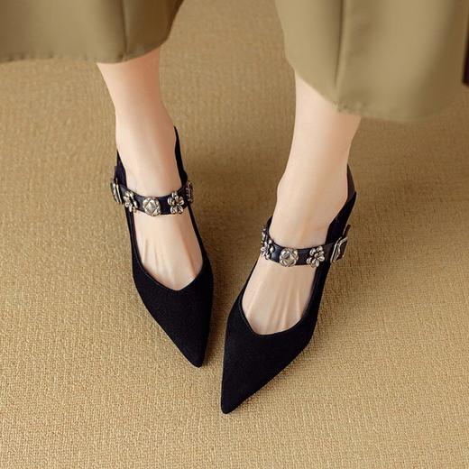 【预售5天】复古磨砂真皮一字带V口玛丽珍女鞋春秋新款尖头高跟浅口单鞋DB&M6218 商品图3