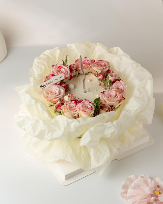 折射泡泡花束蛋糕 女神节蛋糕（百分百进口动物奶油） 商品图1