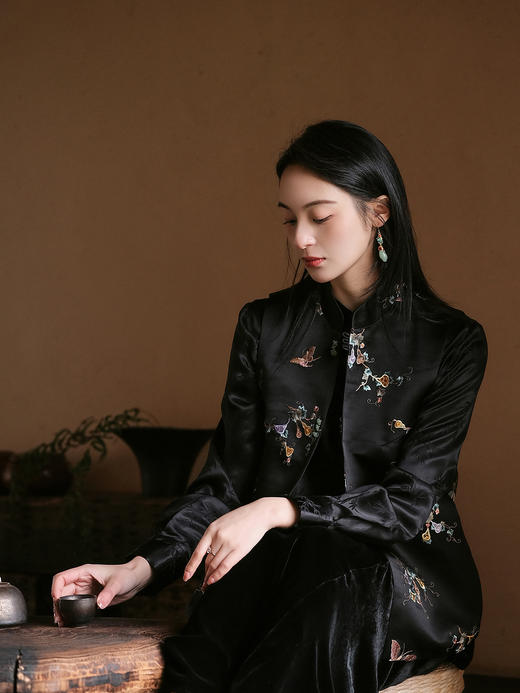 下架|盛唐牡丹| 真丝加密缎葫芦纹马甲 商品图0