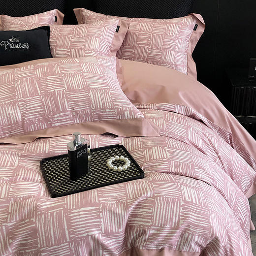 【清仓229元起/套】轻奢高端100支新疆长绒棉四件套  烫绣设计全棉套件（礼盒装）【不支持退换货】 商品图4