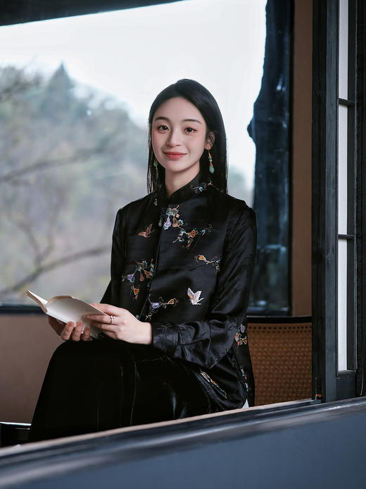 下架|盛唐牡丹| 真丝加密缎葫芦纹马甲 商品图4