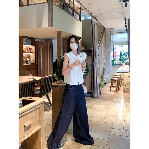 <曾小咸推荐>甜美白色圆领蕾丝边无袖衬衫 商品图4