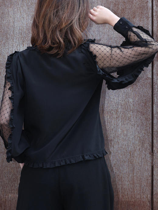 TYNVIE 蕾丝袖荷叶边真丝衬衫 - 黑色 商品图7