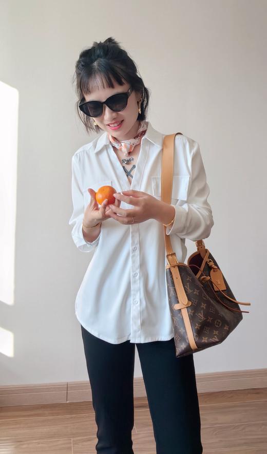 简约假兜V领翻领设计好打理基础百搭衬衫 商品图1